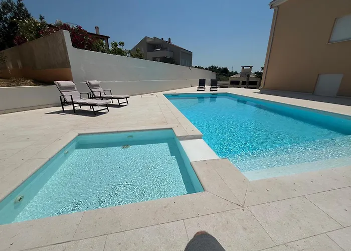 Ventana Pool - * Stara Novalja