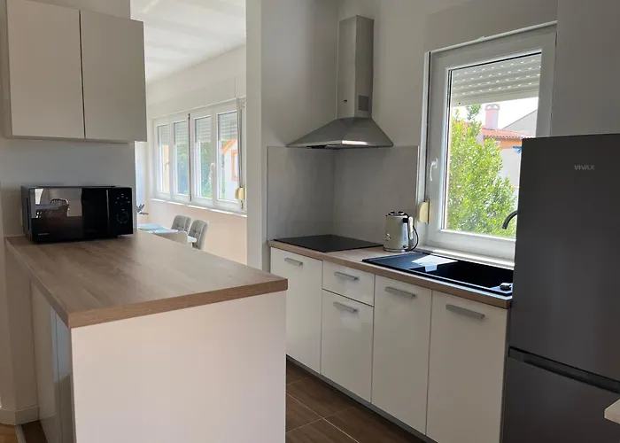 Ventana Pool - Stara Novalja