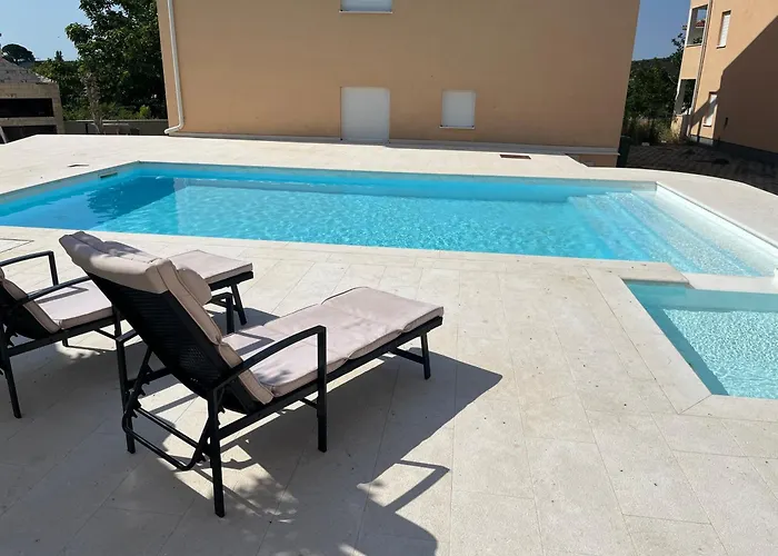 Ventana Pool - Stara Novalja