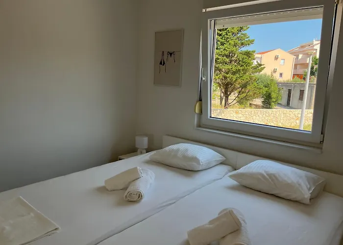 Ventana Pool - Apartman