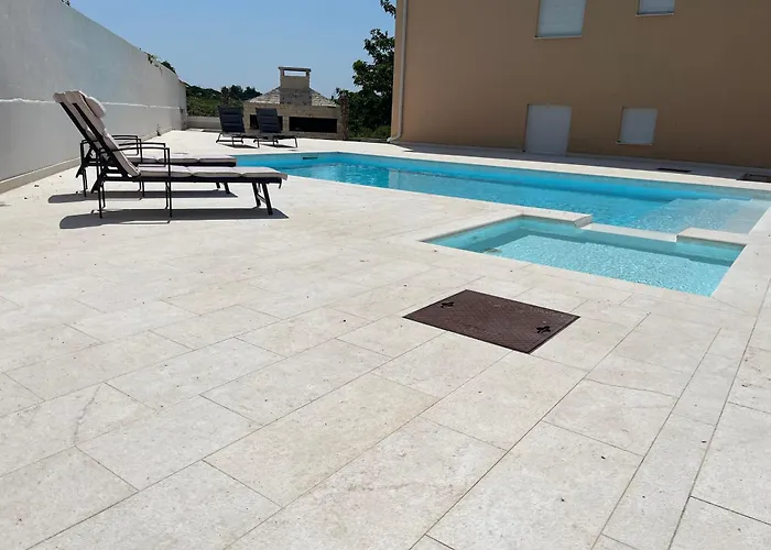 Ventana Pool - Apartman *